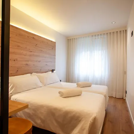 בית הארחה Plaza Obradoiro Express By Bossh!